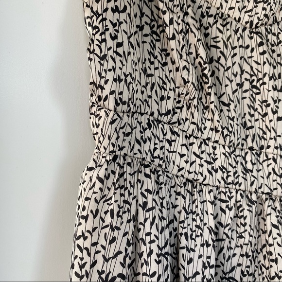 Cute girly dress - Picture 4 of 6